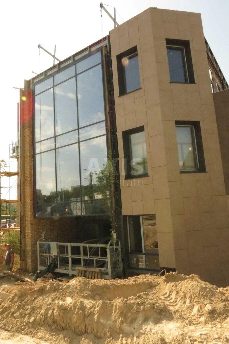 Объект торговли ул. Ломаковская 20, 2500м2673990