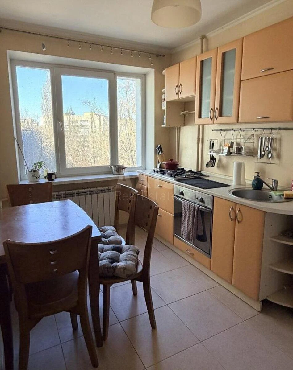 2k apartment bul. Lesi Ukrai'nky 766049