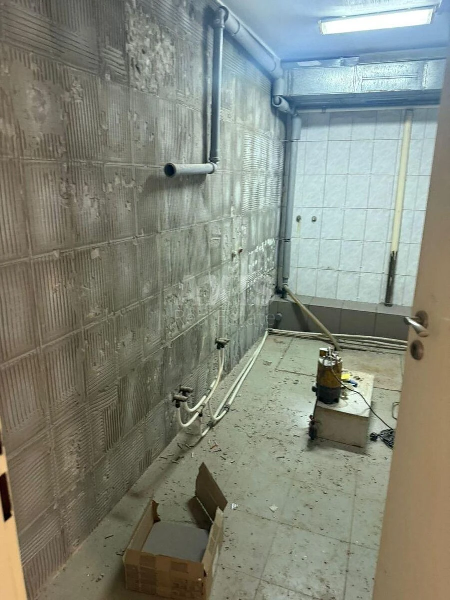 Объект торговли ул. Дорогожицкая 13, 408м26608512