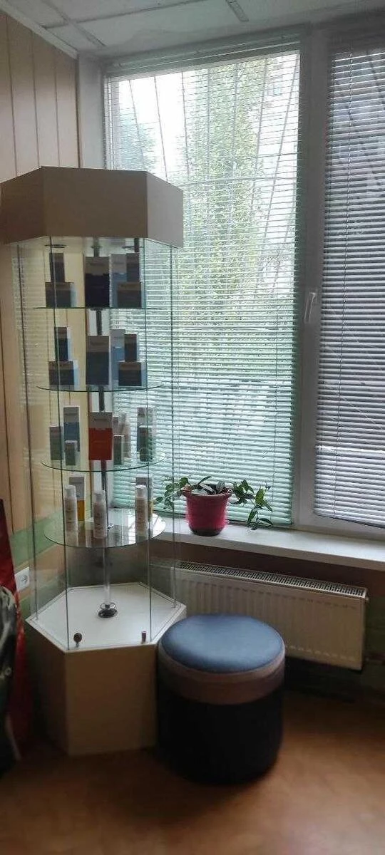 Office vul. Lunachars'kogo 22А, 162m26094010