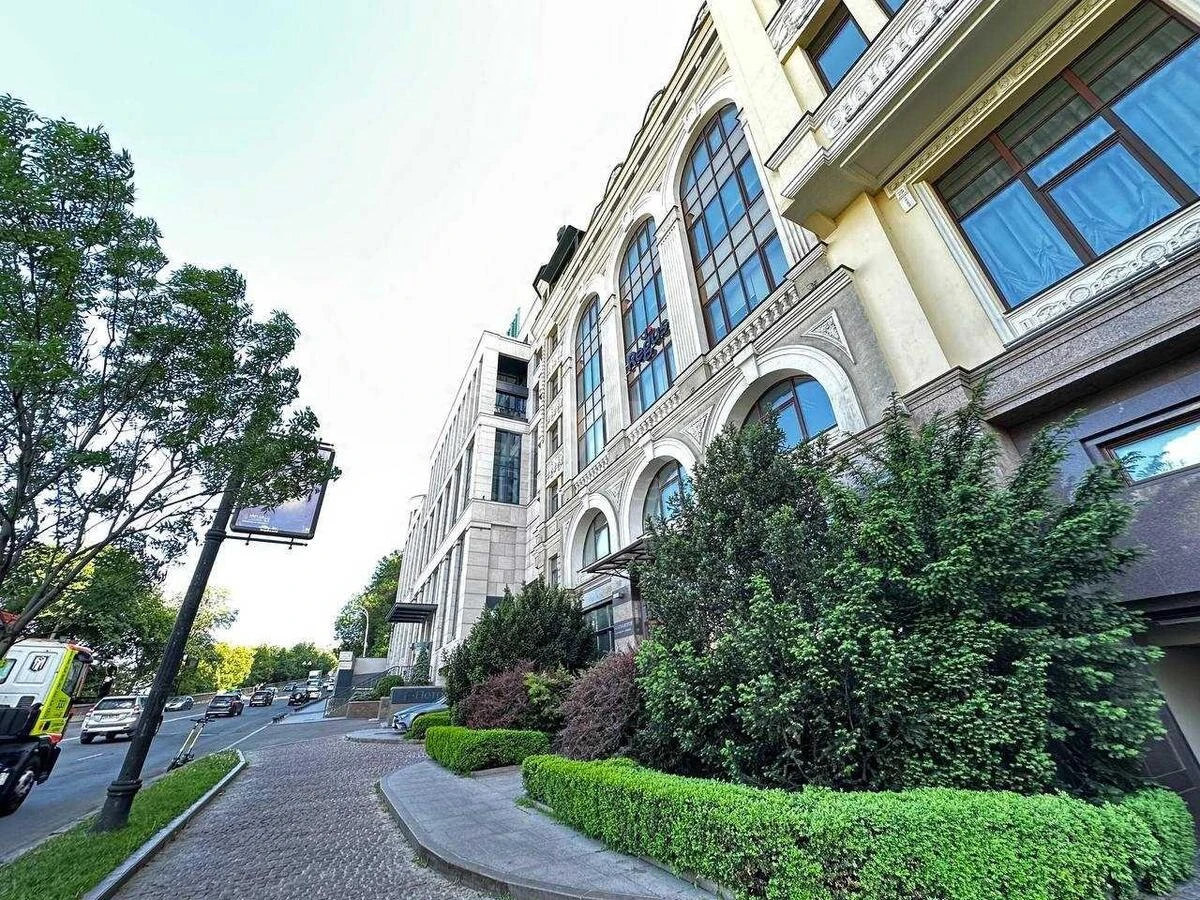 Office vul. Sagajdachnogo Petra 11, 450m2666800