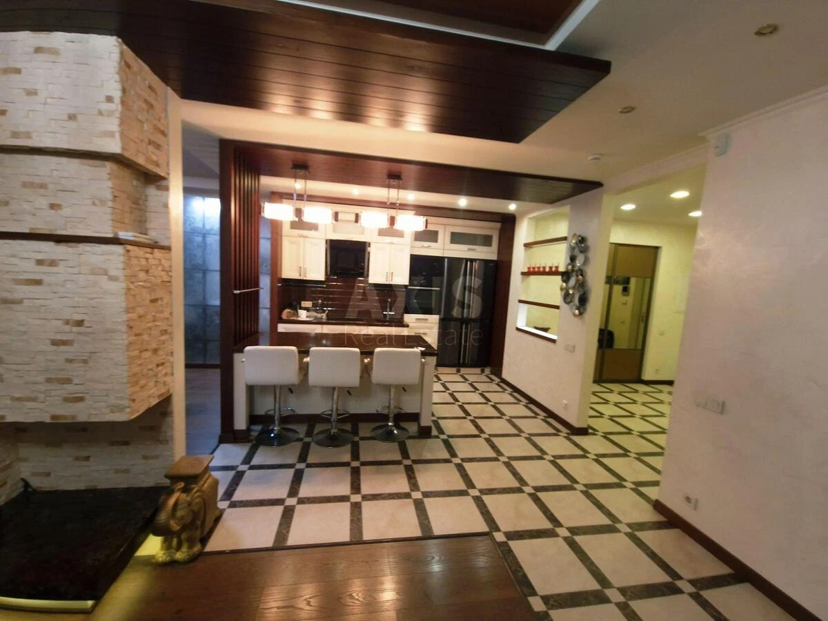 2к квартира пр-т Голосеевский 60695352
