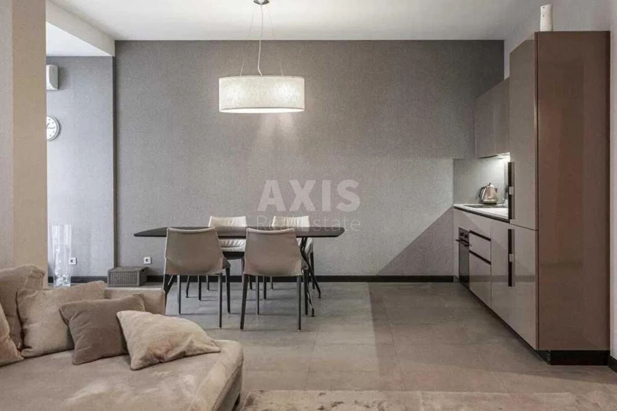 2к квартира ул. Андрея Верхогляда 18649162