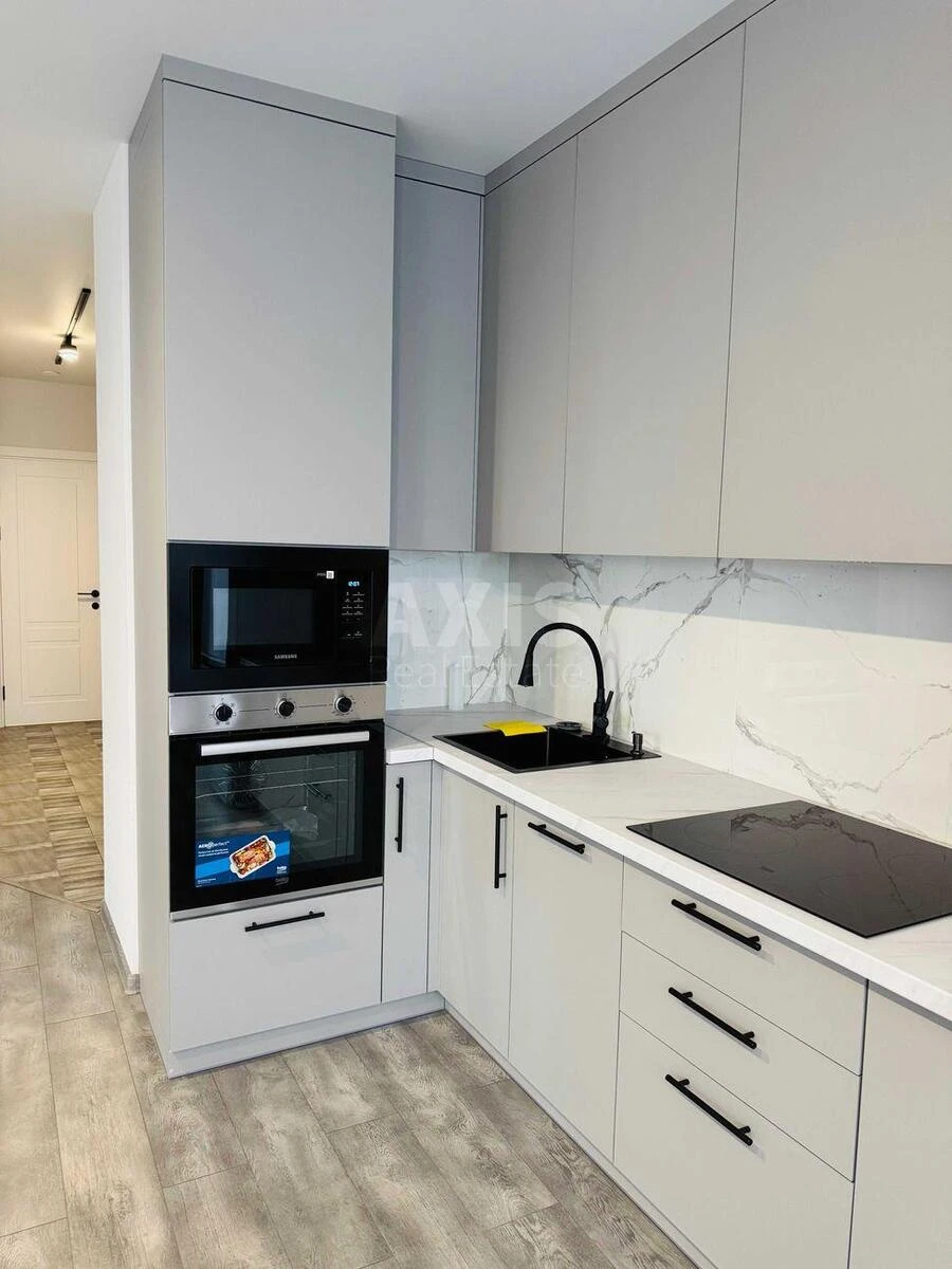 2к квартира ул. Виктора Некрасова 10650240