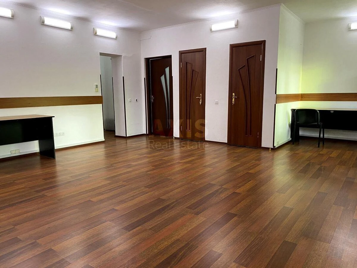Office vul. Jurkivs'ka 28, 195m2655558