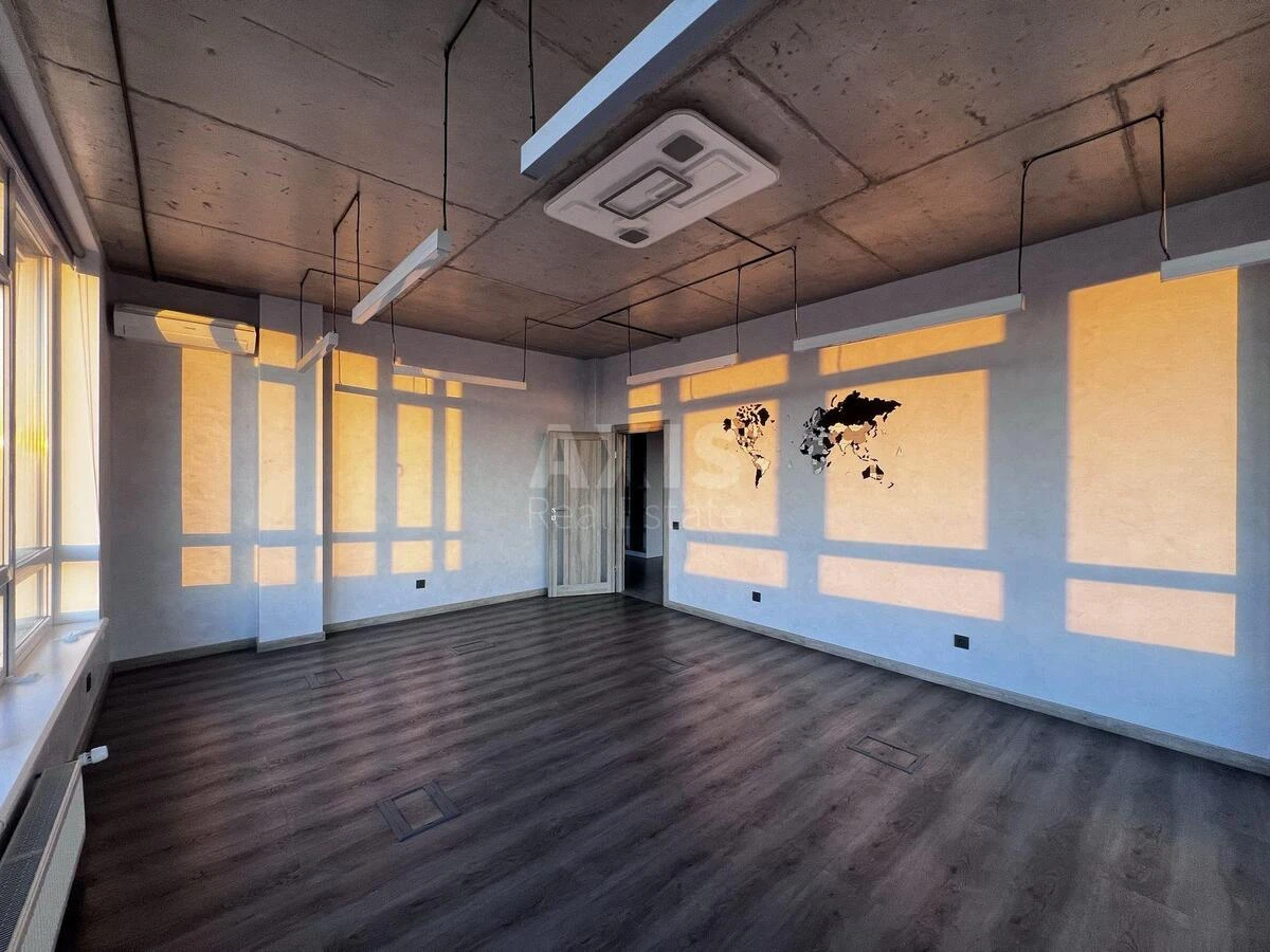 Office vul. Zhyljans'ka 68, 220m267085