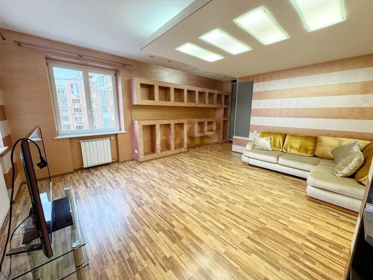 1k apartment pr-t Geroi'v Stalingrada 4583600