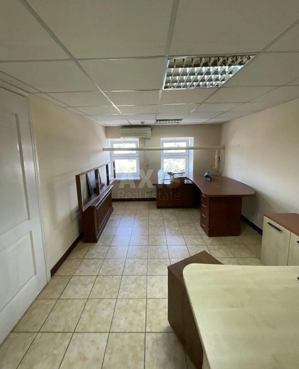 Office bul. Lesi Ukrai'nky 34, 90m2652971