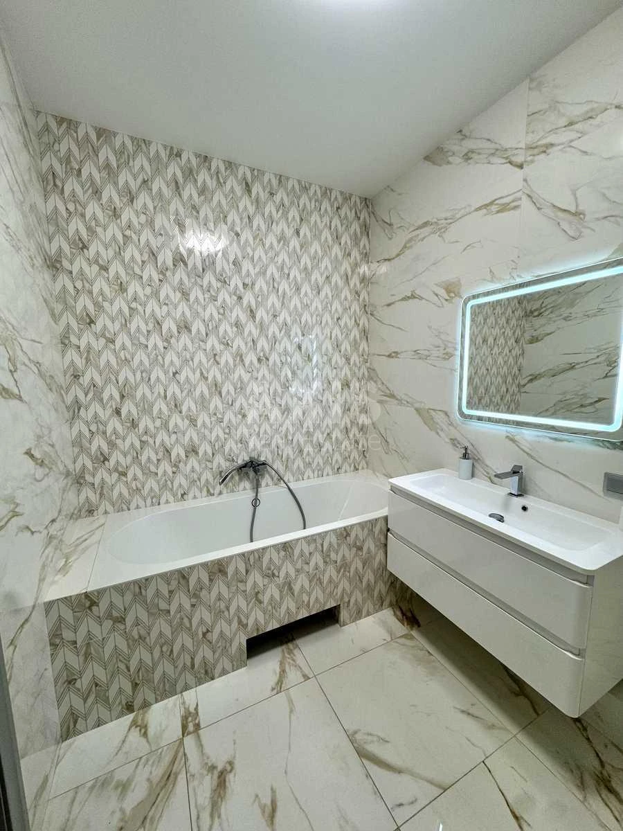 3к квартира ул. Андрея Верхогляда 14А703698