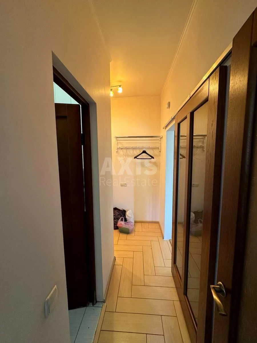 2k apartment vul. Gospital'na 27039716