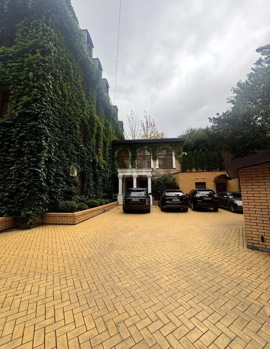 Office vul. Zhyljans'ka 72, 750m2705101