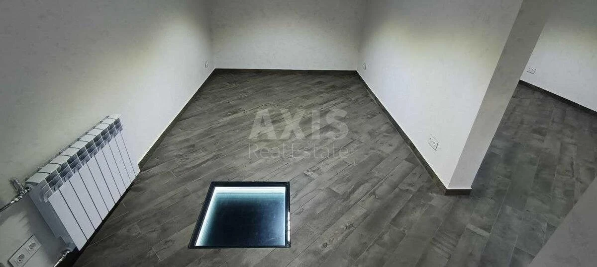 Trade object vul. Gajdaj Zoi' 12/10, 70m2674286