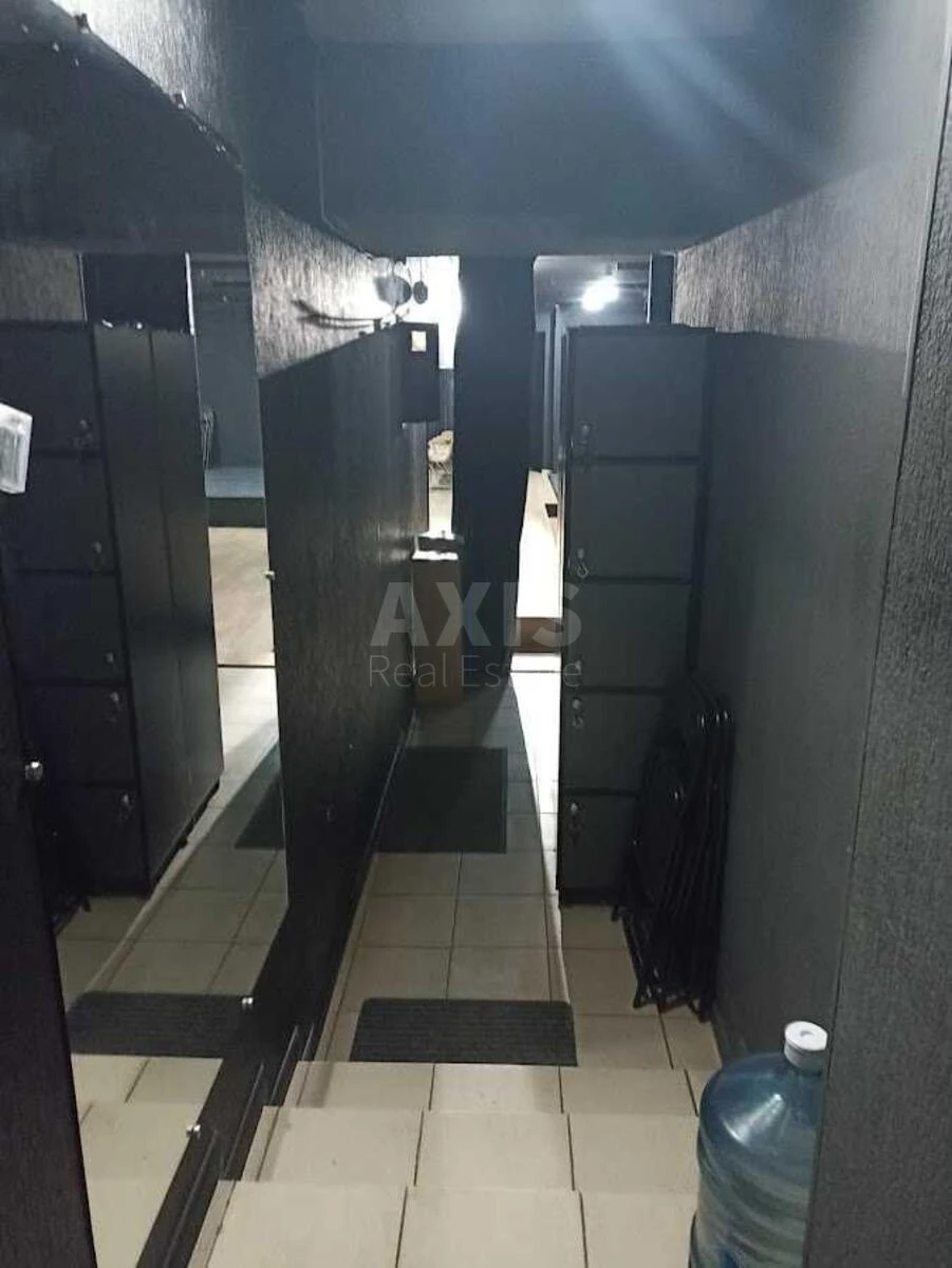 Объект торговли ул. Нижний Вал 33, 98м2646801