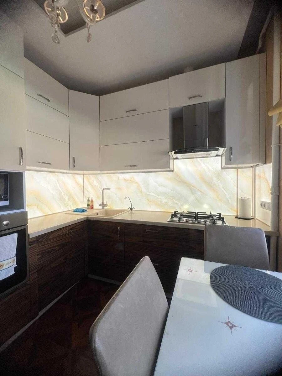 2k apartment vul. Avtozavods'ka 27В70726