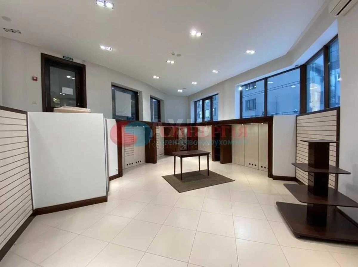 Trade object uzv. Klovs'kyj 7А, 118m2608087