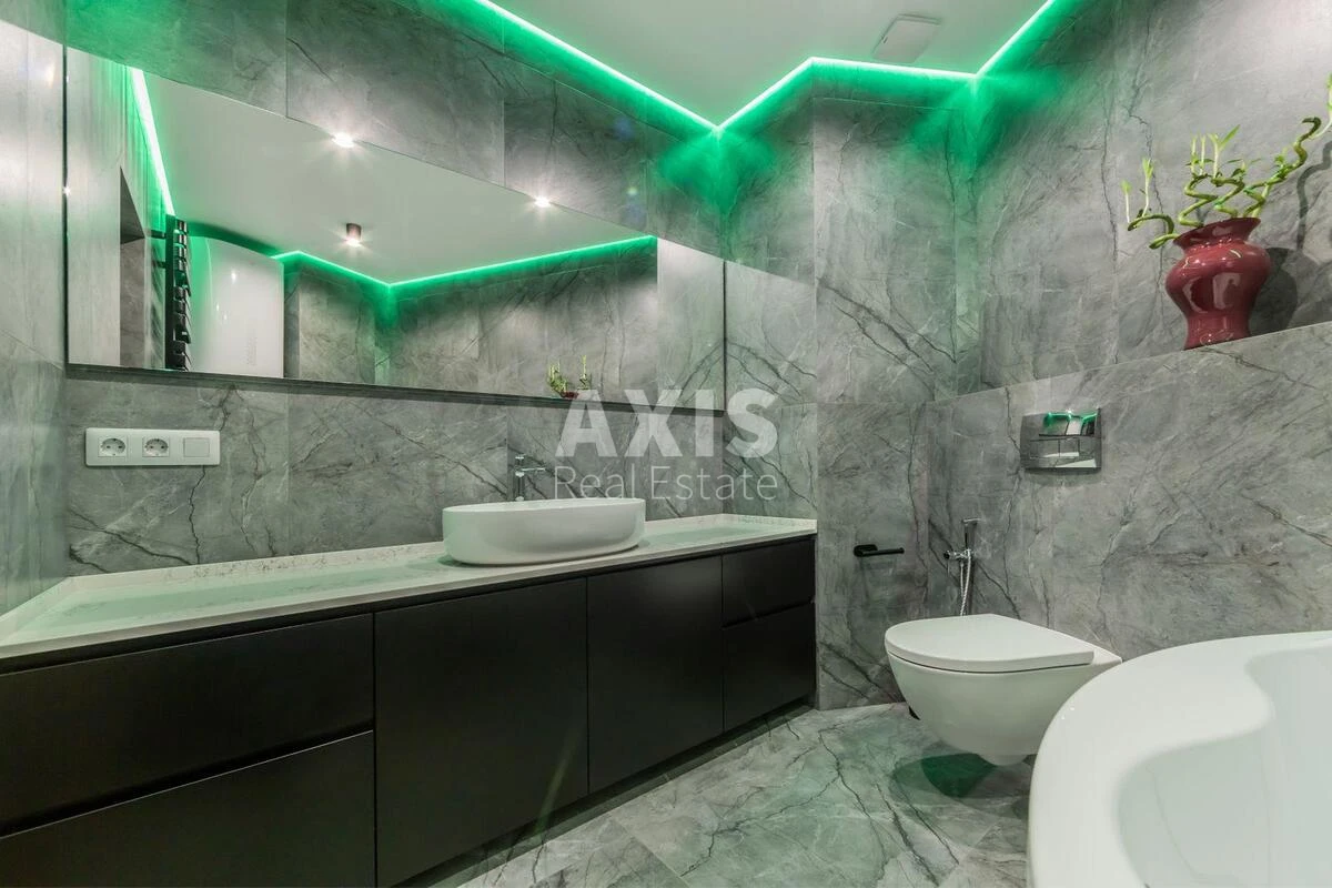 4k apartment pr-t Berestejskij 115845310