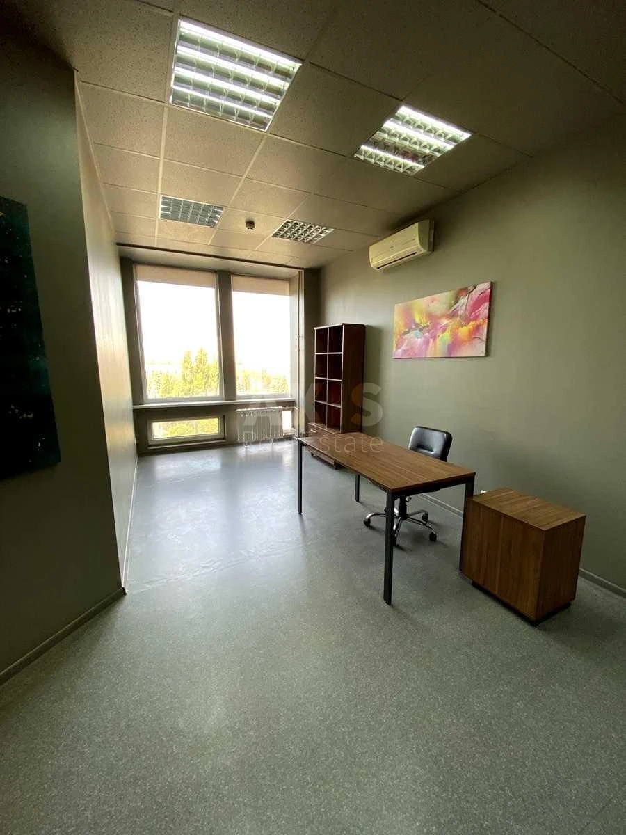 Office vul. Lypkivs'kogo Vasylja Mytropolyta 45, 230m2708692