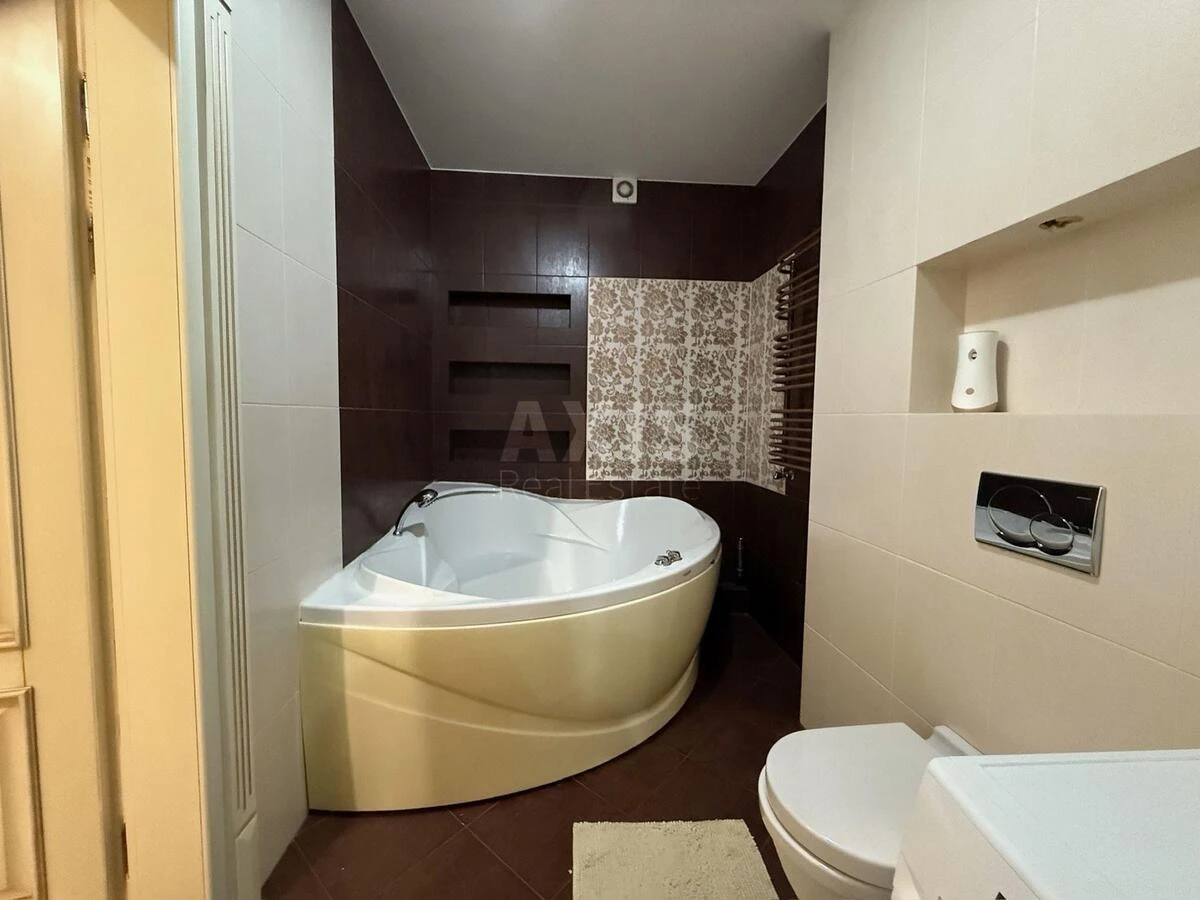 2k apartment vul. Shums'kogo Jurija 1Б696069