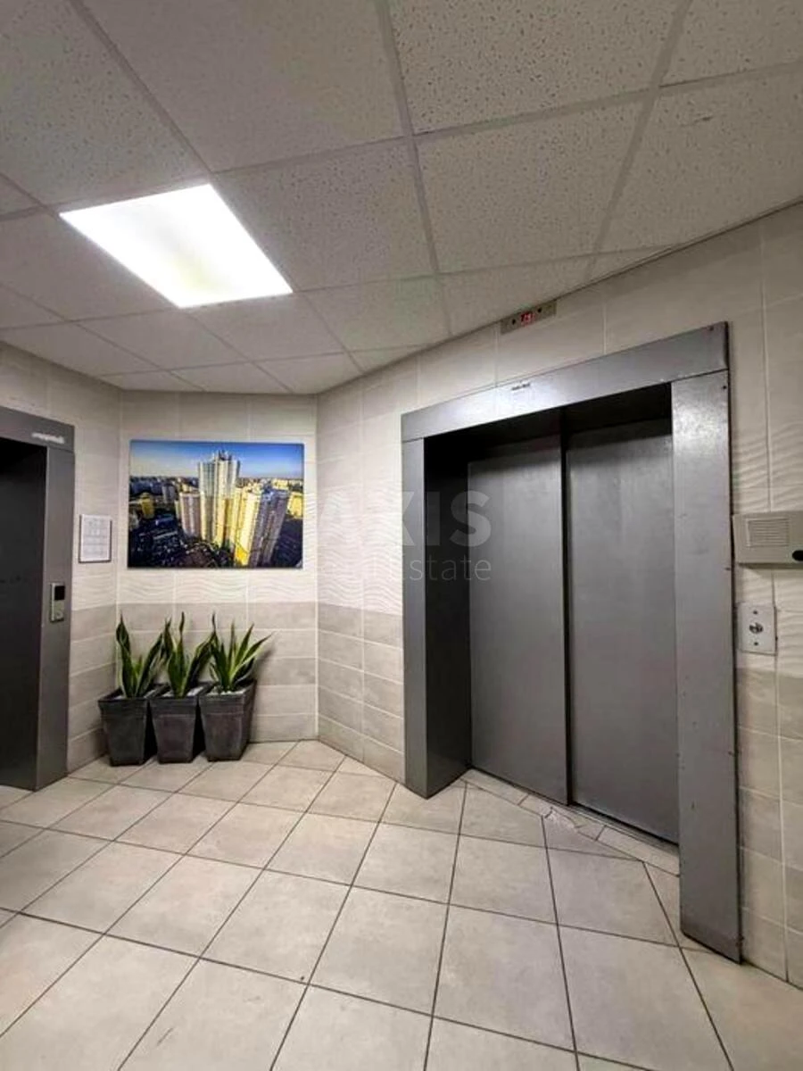 2к квартира ул. Срибнокильская 16646511