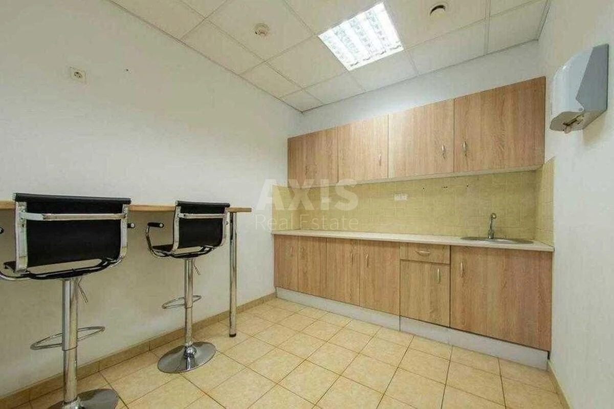 Office vul. Velyka Vasyl'kivs'ka 77А, 495m26714810
