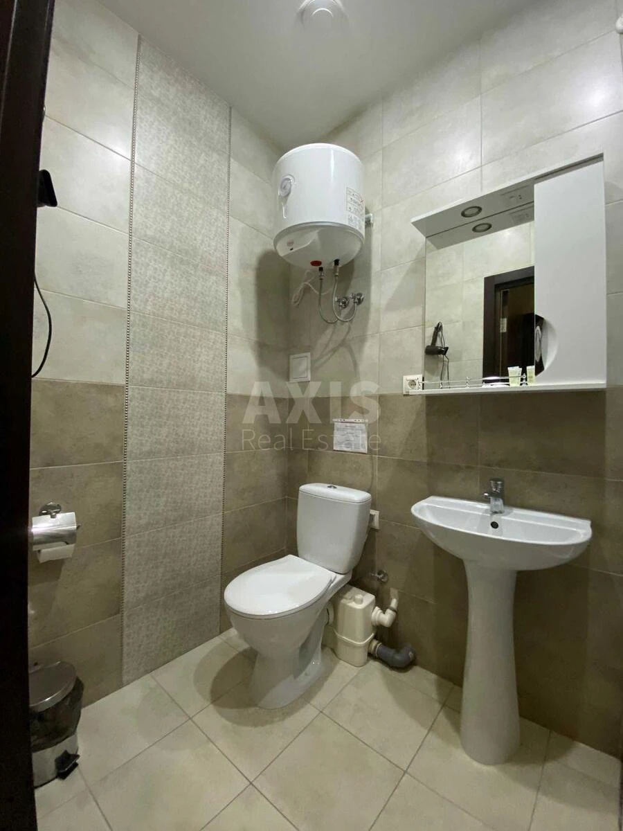 Объект торговли ул. Жилянская 118, 126м2635357