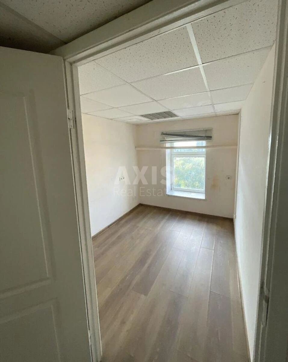 Office bul. Lesi Ukrai'nky 34, 90m2652972