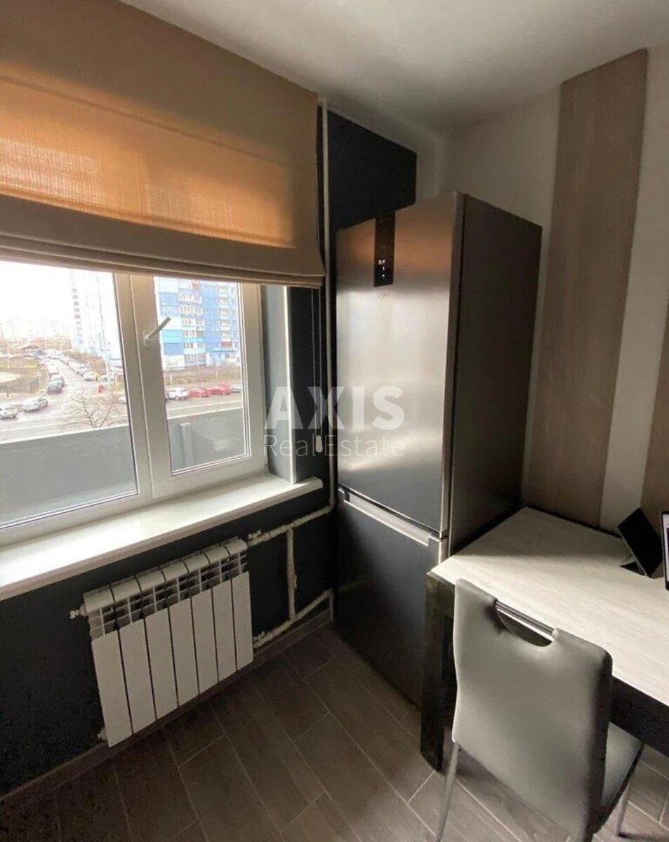 1k apartment vul. Александры Эстер 16686040
