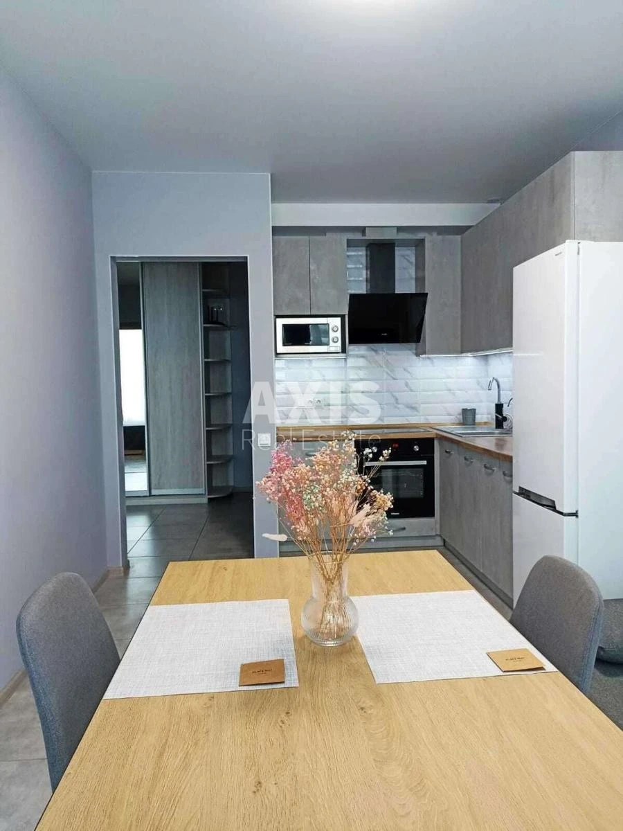 1k apartment vul. Sverstjuka Jevgena 428947