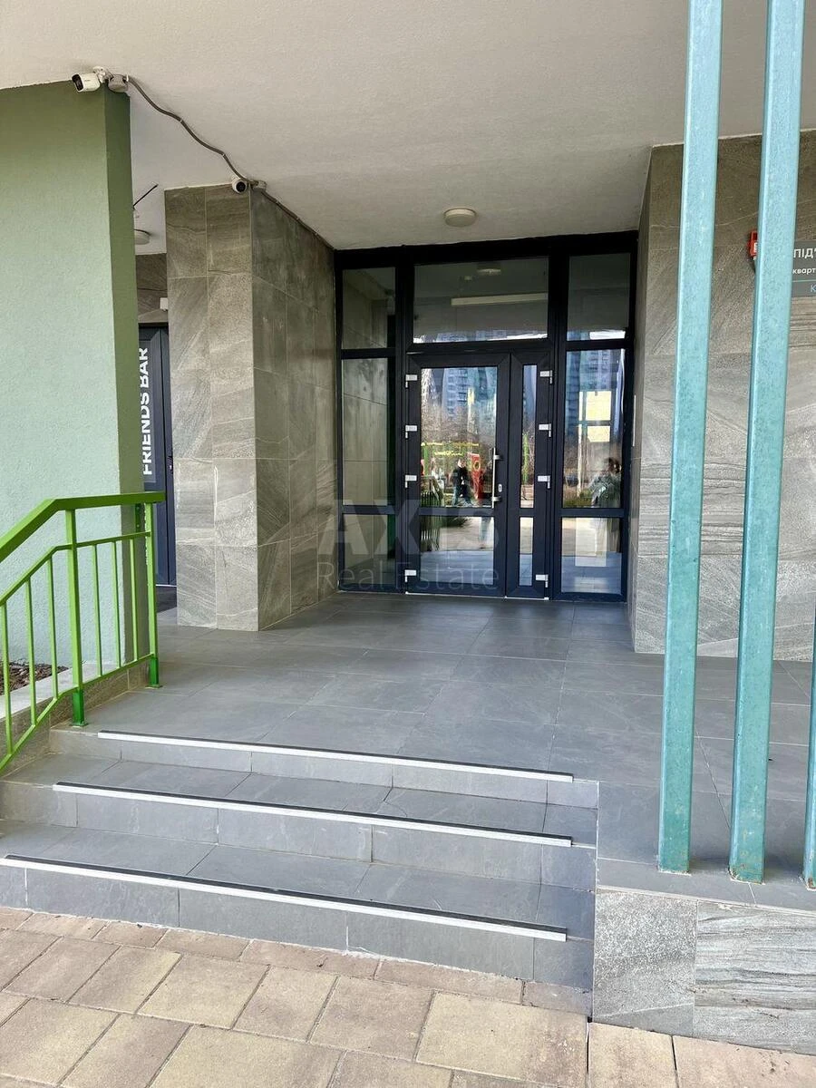 1k apartment vul. Grechka Marshala 10Ж672198