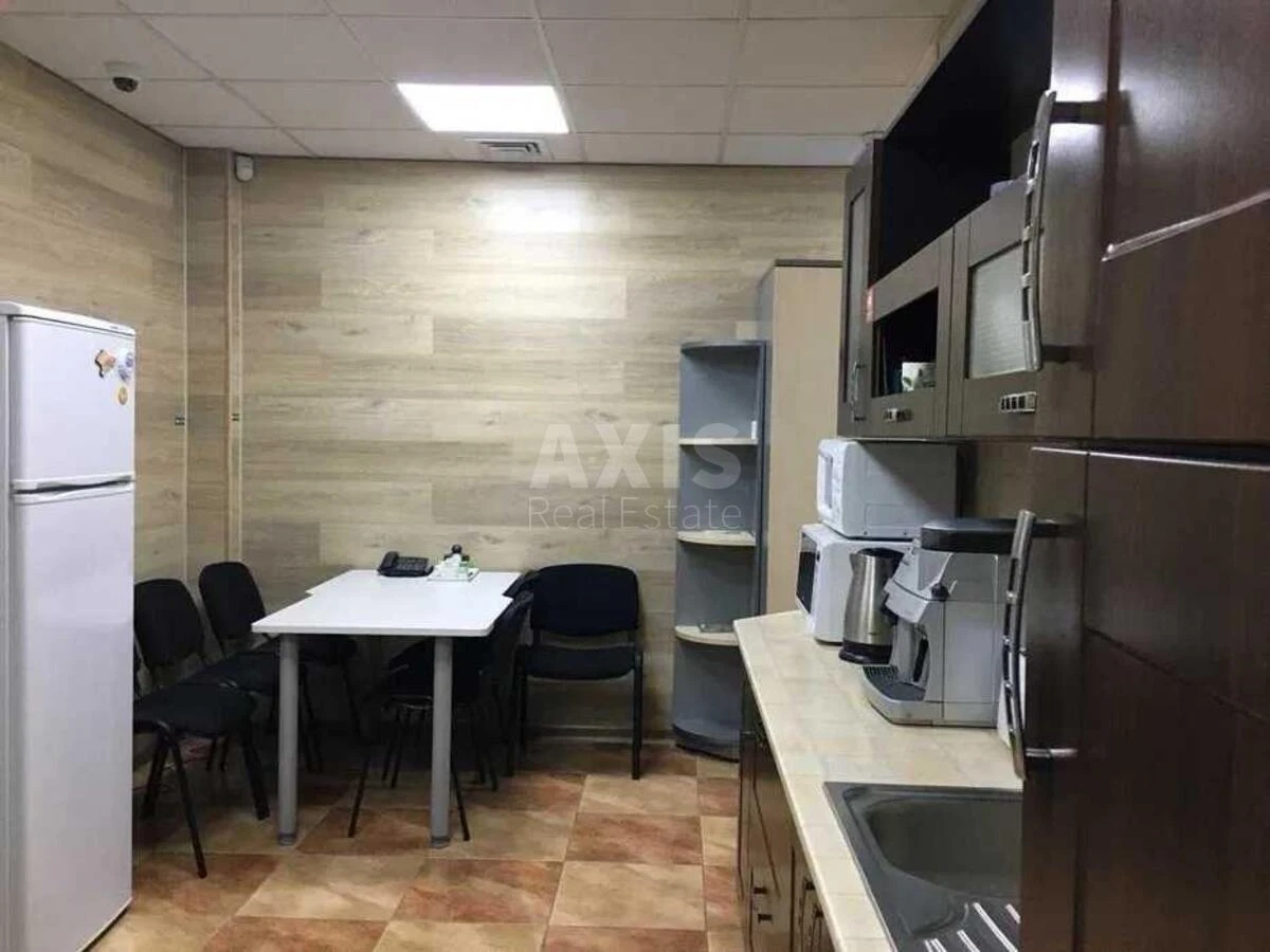 Office vul. Gonchara Olesja 35Б, 122m26414111