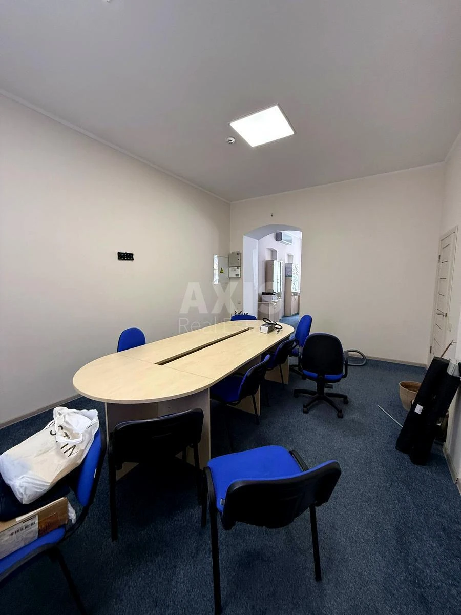 Office vul. Bul'varno-Kudrjavs'ka 14, 76m2658233