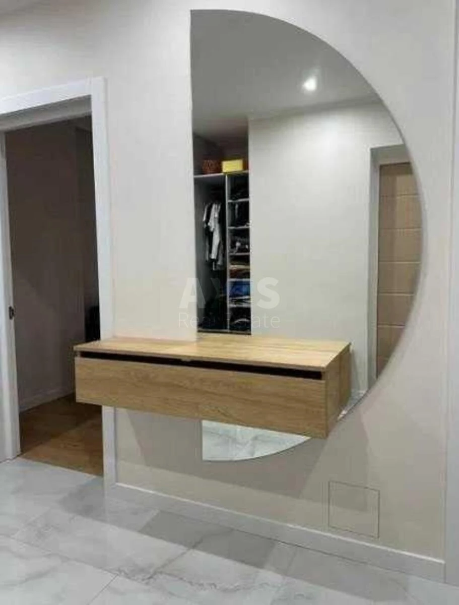 2k apartment vul. Sverstjuka Jevgena 4623556