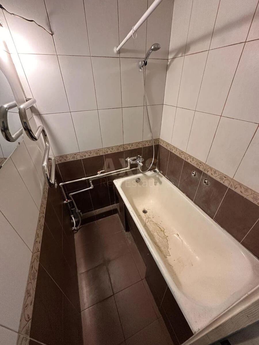 2к квартира ул. Ореста Левицкого 76810010