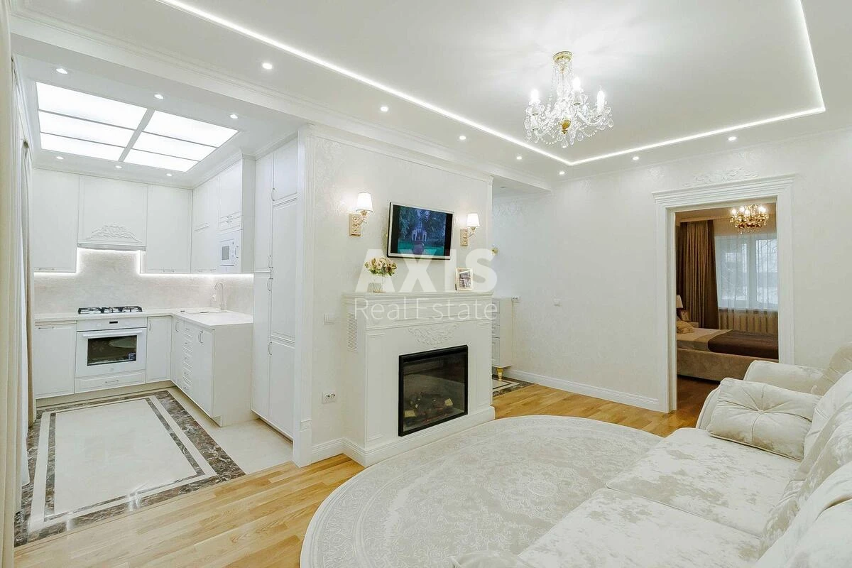 1k apartment pr-t Berestejskij 7Б611644