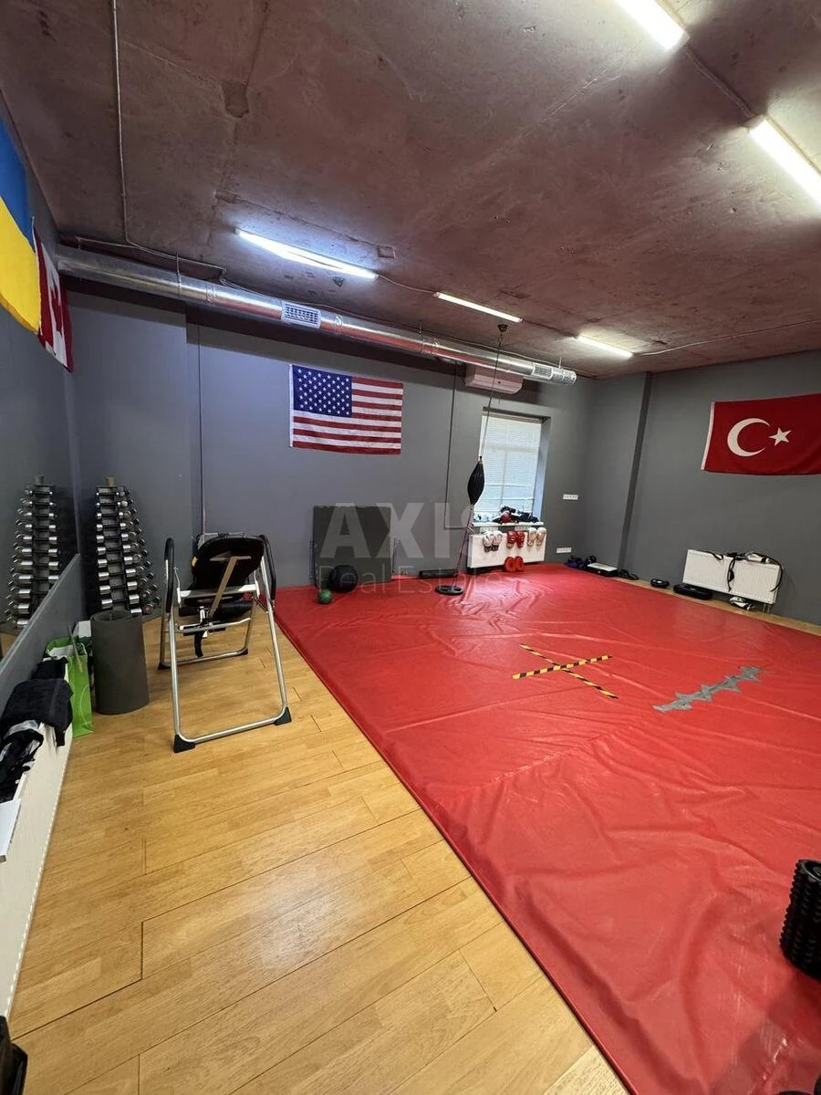 Объект торговли ул. Евгения Коновальца 36Е, 323м2620934