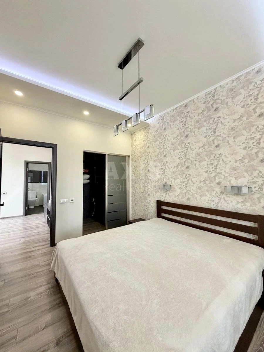 3k apartment vul. Oleksy Tykhoho 40/16666404