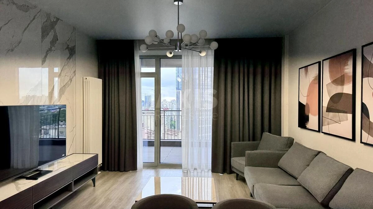 2к квартира ул. Антоновича 118/9684657