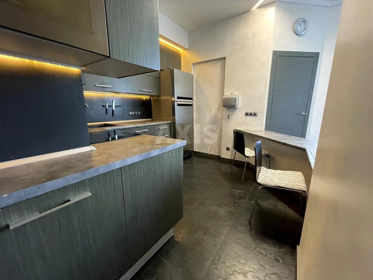 3k apartment vul. Jevgena Konoval'cja 44А668986