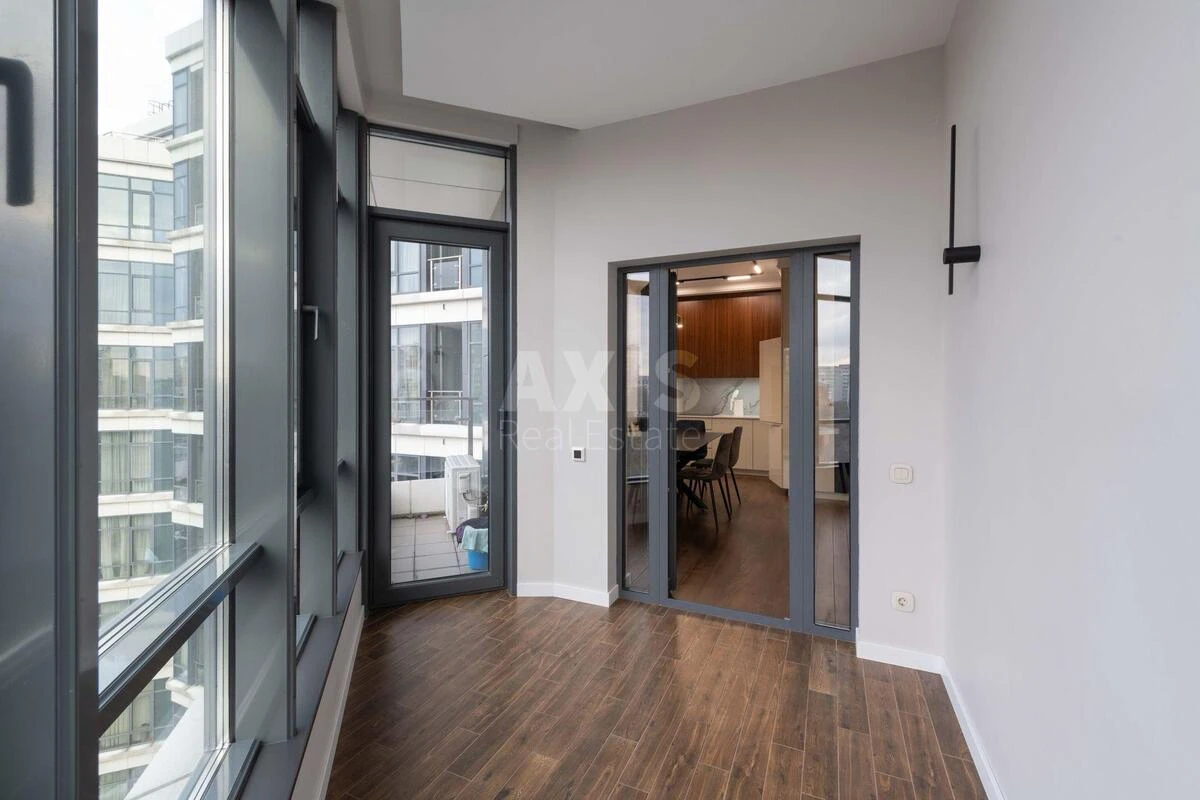 4k apartment vul. Strutyns'kogo Sergija 2631207