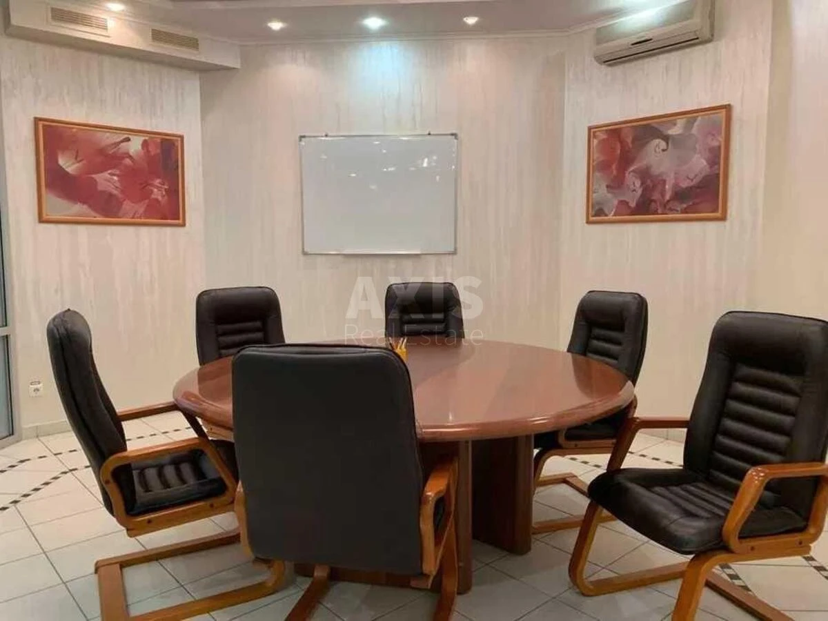 Office vul. Velyka Vasyl'kivs'ka 64, 911m2669661