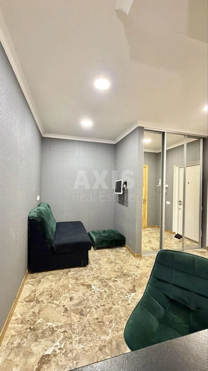 2k apartment vul. Svitla 3Д691945