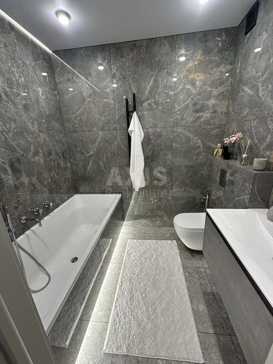 2k apartment nab. Dniprovs'ka 156769110