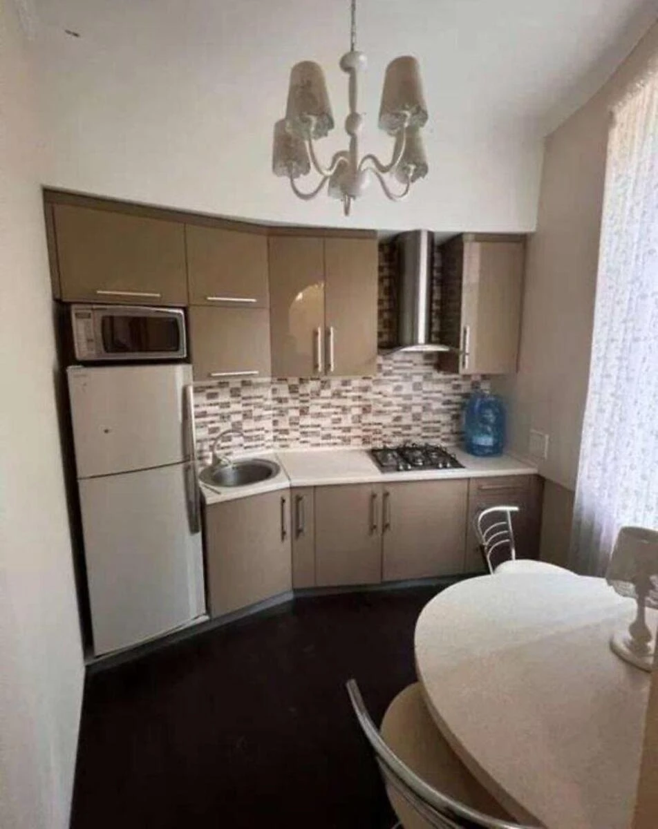 2k apartment vul. Mezhygirs'ka 3067846