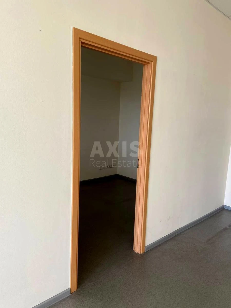 Office vul. Lypkivs'kogo Vasylja Mytropolyta 45, 83m2634666