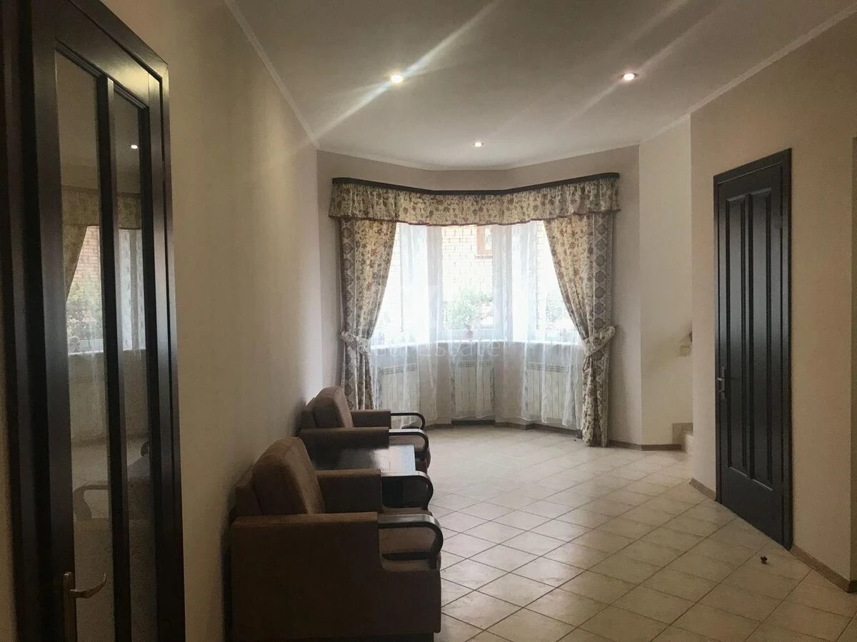 House vul. Bogatyrs'ka, 438m2, Kyiv city583455