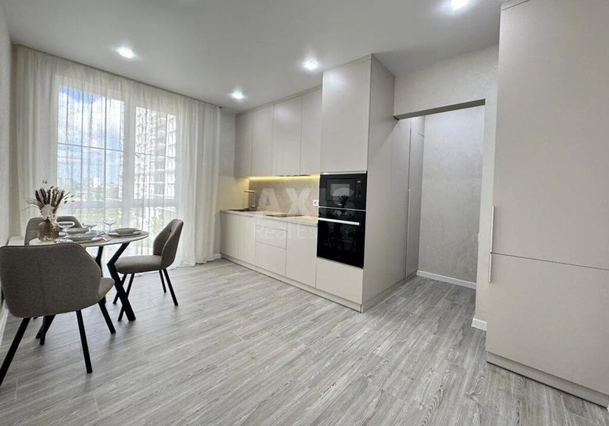 2k apartment vul. Myhajla Maksymovycha 26В701002