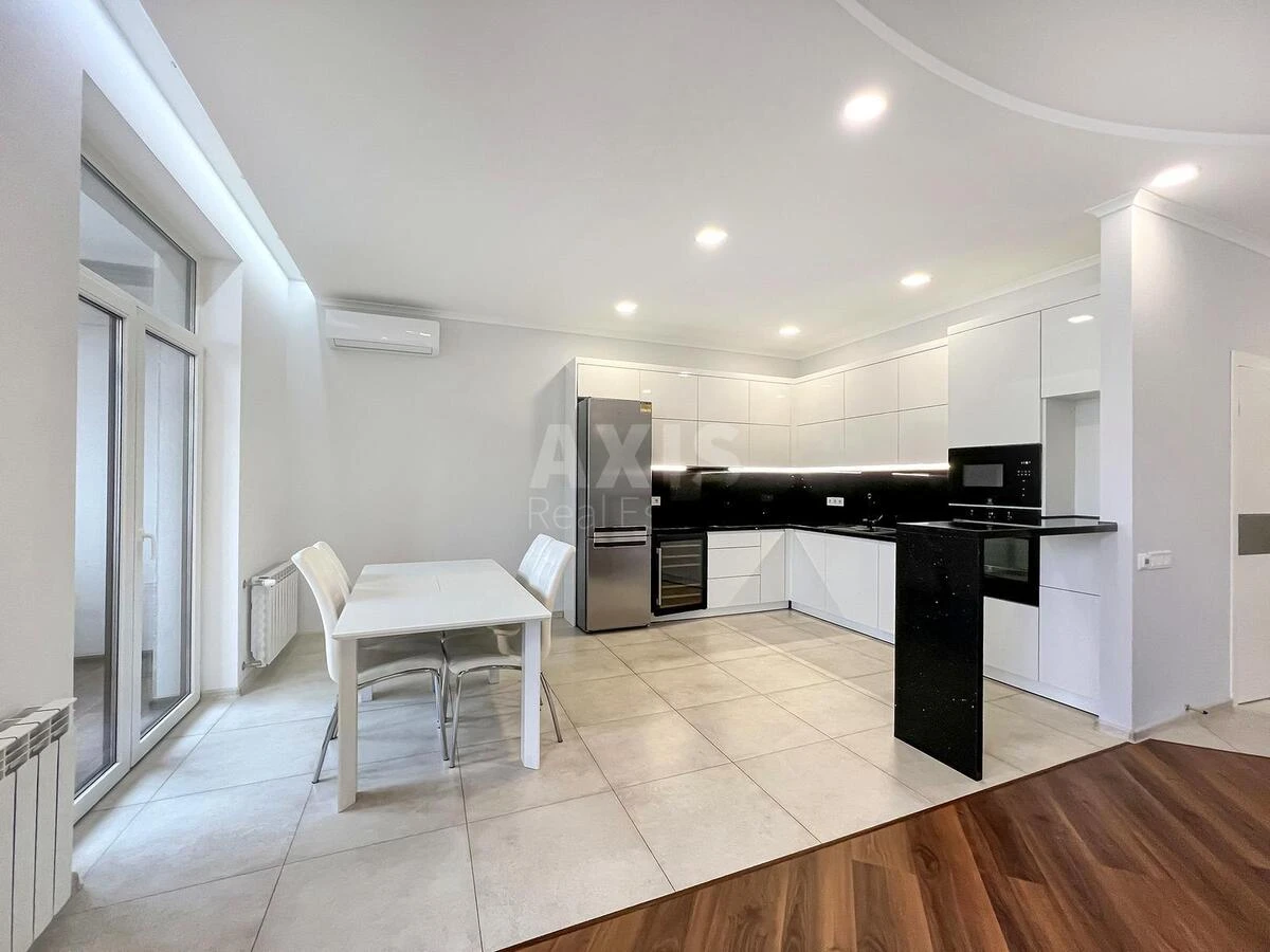 3k apartment vul. Gogolivs'ka 14633431