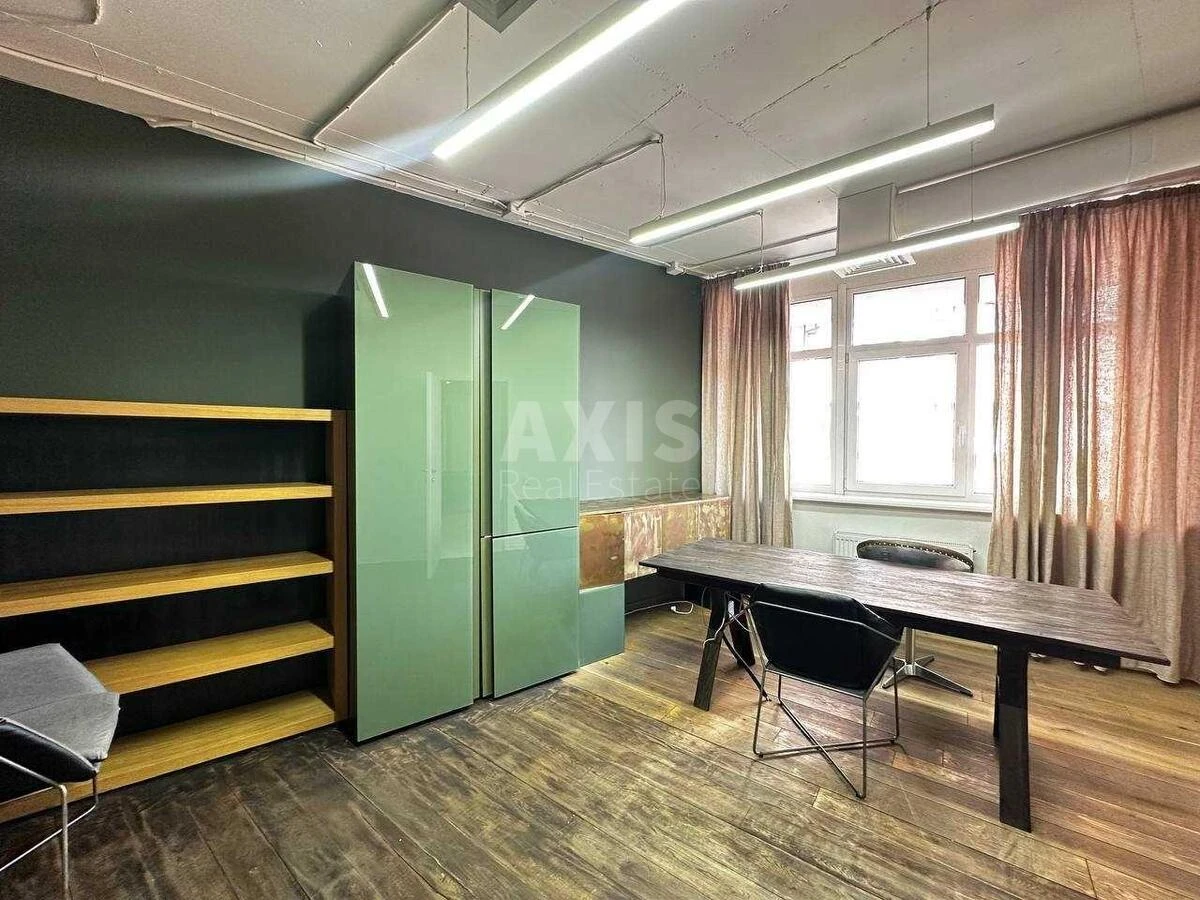 Office bul. Lesi Ukrai'nky 23Б, 228m2675356