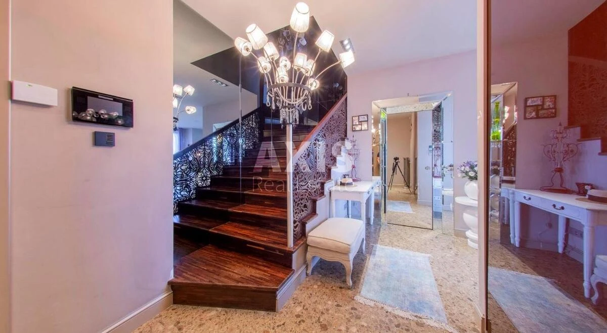 4k apartment vul. Horyva 39/41654312