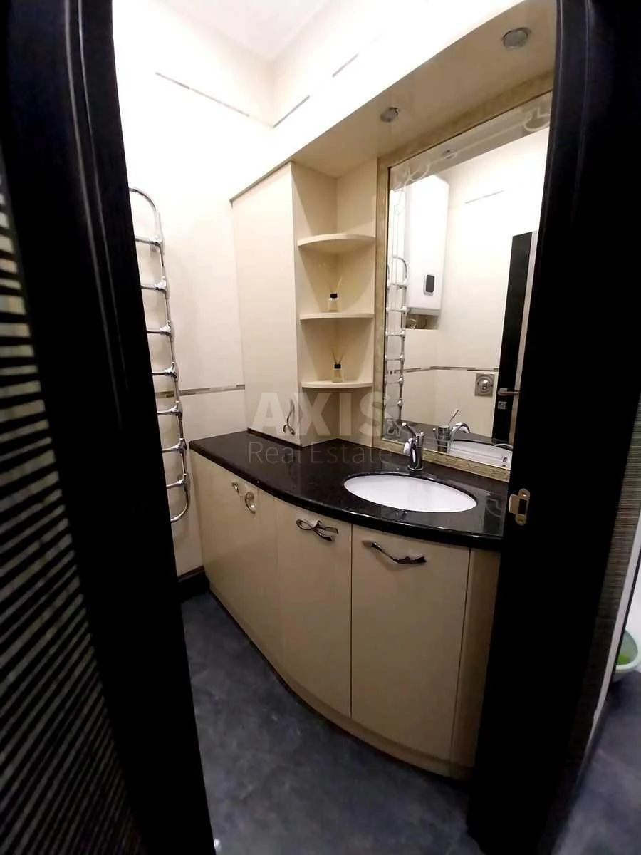 3k apartment vul. Dmytrivs'ka 827200013